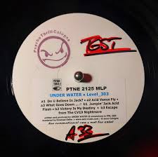 UNDER WATER_Level 303 EP_PTNE 2125 DG