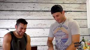 Nathan Bronson cooks for Dante Colle - XVIDEOS.COM