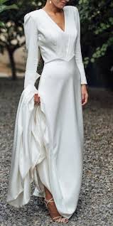 Our styles are the most elegant but most pocket friendly. 27 Silk Wedding Dresses For Elegant And Refined Bride Wedding Dresses Guide