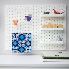 Skadis Lochplatte Kombination Weiss Online Oder Im Einrichtungshaus Kaufen Ikea Osterreich In 2020 Peg Board Wall Shelves Wall Shelving Systems