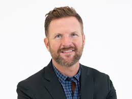 Josh Crisp's Instagram, Twitter & Facebook