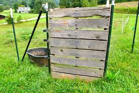 Check spelling or type a new query. 6 Quick And Easy Pallet Projects For The Homestead