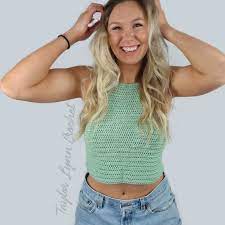 Easy halter neck top to knit in a ribbed stitch pattern, great summer top to make. Springtide Halter Top Free Crochet Pattern
