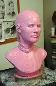 Portraits in Clay by Heidi Maiers