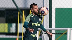 Por josé edgar de matos — são paulo. Vina Comemora Retorno Na Final E Promete Entrega Do Palmeiras No Allianz Parque Gazeta Esportiva