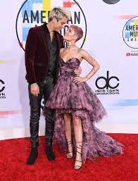May 19, 2021 · halsey is expecting her first child with writer and actor, alev aydin. G Eazy Talks Halsey Their Relationship And Her Music G Eazy And Halsey S Relationship