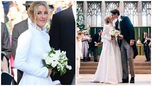 Newly married ellie goulding and caspar jopling leave york minster cathedral after their wedding ellie goulding arrives for her wedding to caspar jopling. See Ellie Goulding And 6 Other Brides Who Chose A Modest Wedding Dress