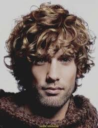 Frisur Locken Mann Mittellange Haare Frisuren Manner Frisuren Locken Manner