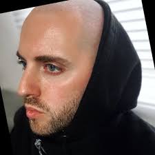 I'm extremely excited to continue my journey as a Digital Coordinator with  Decca Records at Universal Music Group! Really enjoyed my year as a Digital  Intern, here's to the new chapter! ✨ |