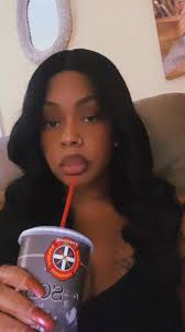 New here! Hoping to meet some dope, and genuine souls.😌🌈 Ready for my  stud!!! It's strict over here. Have a sense of humor, and intellectual  conversation. You gotta stimulate my mind before