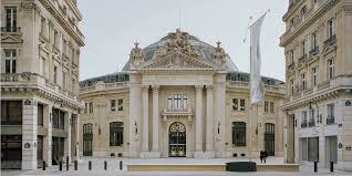 Jun 24, 2021 · samaritaine, bourse du commerce, hôtel de la marine. Post Cyril Zammit