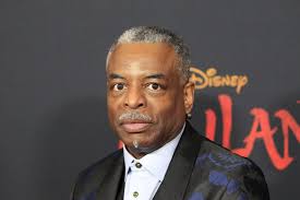 He has been married to stephanie cozart burton since october 3, 1992. Levar Burton Pitched Himself As The Next Jeopardy Host And Wow What A Brilliant Idea Entertainment