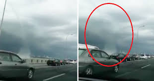 I was not woken up by the noise. Waterspout Allegedly Spotted Off Penang Bridge Leaves Malaysians In Shock World Of Buzz