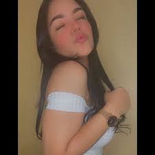 Hay que recordar la vez en la que una fan le pidió una foto a Robert  Pattinson y la cara que puso cuando se dio cuenta que le habian puesto un  filtro