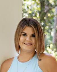 Cari Henry's Instagram, Twitter & Facebook