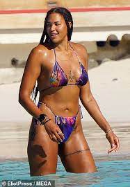 Wnba, the best female basketball league in the world, already housed some of the great talents. Basketball Star Liz Cambage Dons A G String Bikini In St Barts Duk News