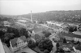 Kg, with its 90 employees, is a german textile company based in lörrach, with a 270 year tradition. Lorrach Blick Vom Hochhaus Auf Kbc Detailseite Leo Bw