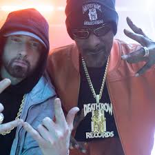 VMAs 2022: Eminem and Snoop Dogg Set for Metaverse-Inspired Performance |  Pitchfork