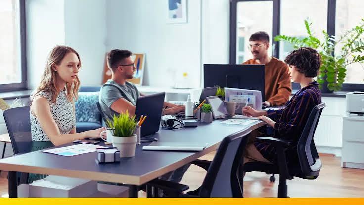 Qué equipo de oficina debo comprar para mi empresa? | Blog Intercompras