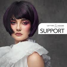 Sian Hall from @garden_suite_salon has a new favourite colour blend! 🎨 🖌️  Can you pick the colours in this isolation creation?! Comment your thoughts  or a 🧡 below & we will send