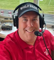 The Class 5A Iowa High School Athletic Association Championship is  beginning soon. Here's how our two finalists stack up! Dowling Catholic