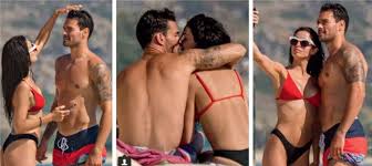 Ξεκίνησε τη σταδιοδρομία της το 2007 ως μέλος των mystique. Elenh Foyreira Almperto Mpotia To Megalo Bhma Sth Reporter Cyprus Celebrity