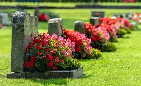 Silk flowers, fresh flowers, and accessories for memorials and grave side. Guide Tips For Decorating The Grave Of A Loved One