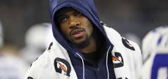 Glennon helps himself with TD as Bears beat Titans 19-7