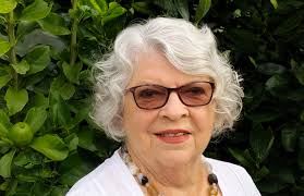 Mixed media and jewellery to feature at Thames Art Gallery