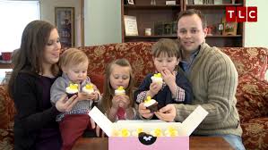 Once upon a time, everyone in the duggar family was riding the gravy train of reality tv fame. Josh And Anna Duggar Reveal The Gender Of Their Fourth Child