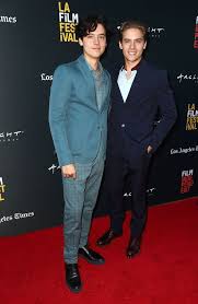 Cole Sprouse Photos 275 Of 562 Photos Banana Split Los Angeles Film Festival Premiere Coleanddylansprouse Cole Sprouse Photos Actors Ikizler Mor Tumblr