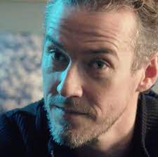 Créé par pierrejos… le 16 fév. Marc Very Manipule Lucie Qui Tente De Resister Et Victoire Tres Jalouse Demain Nous Appartient 09 01 2019 Demain Nous Appartient Nouveautes Tele Com