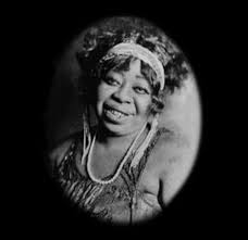 Viola completely embodies the aptly named mother of the blues in this scene. Ma Rainey Rhino