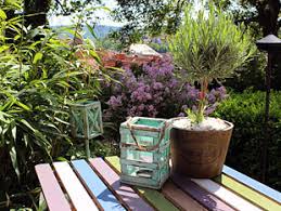 Terrassengestaltung ideen mit pflanzer aus europaletten. Diy Ideen Fur Den Garten Loungemobel Aus Paletten Zimmerschau