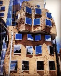Uts Business School Dr Chau Chak Wing Building In Sydney Nsw Building Business School Tree House