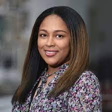 Ashley Bennington's Instagram, Twitter & Facebook