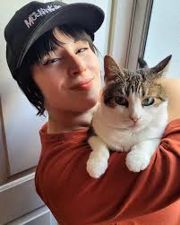 THE MUCK HATS ARE FINALLY HERE 😄💓