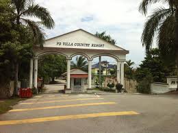 With 4 bedrooms, this holiday home features 4 bathrooms with a shower, a bath and free toiletries. Jen S Port Dickson Homestay At Pd Villa Has Grill Updated 2021 Tripadvisor Port Dickson Vacation Rental