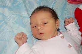 Claire Florian's Instagram, Twitter & Facebook