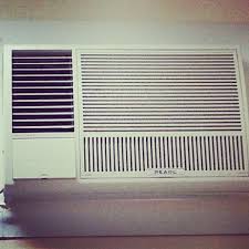 للبيع Ac Pearl 1 5 طن ونص بحالة جدا ممتازة السعر 50 دينار Home Appliances Air Conditioner Home