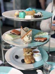 You Can Have Breakfast At Tiffany S And Eat A Blue Box Cake Eat Breakfast At Tiffanys Food