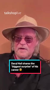 Darryl Lowe's Instagram, Twitter & Facebook