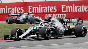 F1, formula one, formula 1, fia formula one world championship, formel 1, grand prix and related marks are trade marks of formula one licensing bv. Formel 1 Mercedes Doppelsieg In China Sport Dw 14 04 2019