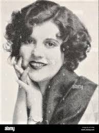 Dorothy Penn's Instagram, Twitter & Facebook