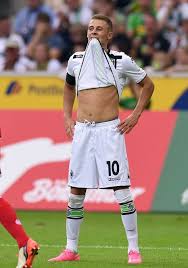 Hazard insurance protects a property owner against damage caused by fires, severe storms, and other natural events. Thorgan Hazard Fussball Borussia Monchengladbach Junge Manner
