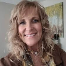 Angela Casper's Instagram, Twitter & Facebook