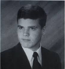 Lauren Nave's Instagram, Twitter & Facebook