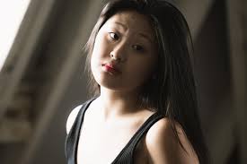 hi everyone! my name is zoe and i used to be in the modeling industry when  i was a teenager and wanted to start back up again! i also take photos a