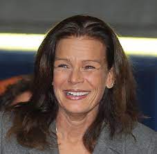Alter satin long shirt monaco royal pauline ducruet princess stephanie royal family royal fashi̇on Prinzessin Spricht Uber Vermeintliche Affaren Und Ihre Kinder Stephanie Von Monaco Ich Bin Keine Die Mit Jedem Ins Bett Geht Welt