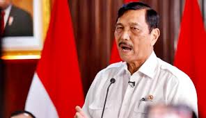 Jul 03, 2021 · luhut juga meminta agar menteri kesehatan, budi gunawan sadikin membuat patokan harga eceran tertinggi bagi sejumlah obat yang sering digunakan selama masa pandemi. Ada Yang Tak Biasa Dari Gestur Luhut Binsar Pandjaitan